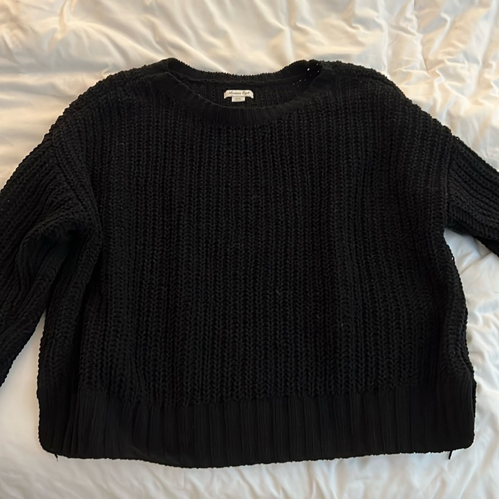 American Eagle women’s sweater. Black. Size M. New without tags, never worn